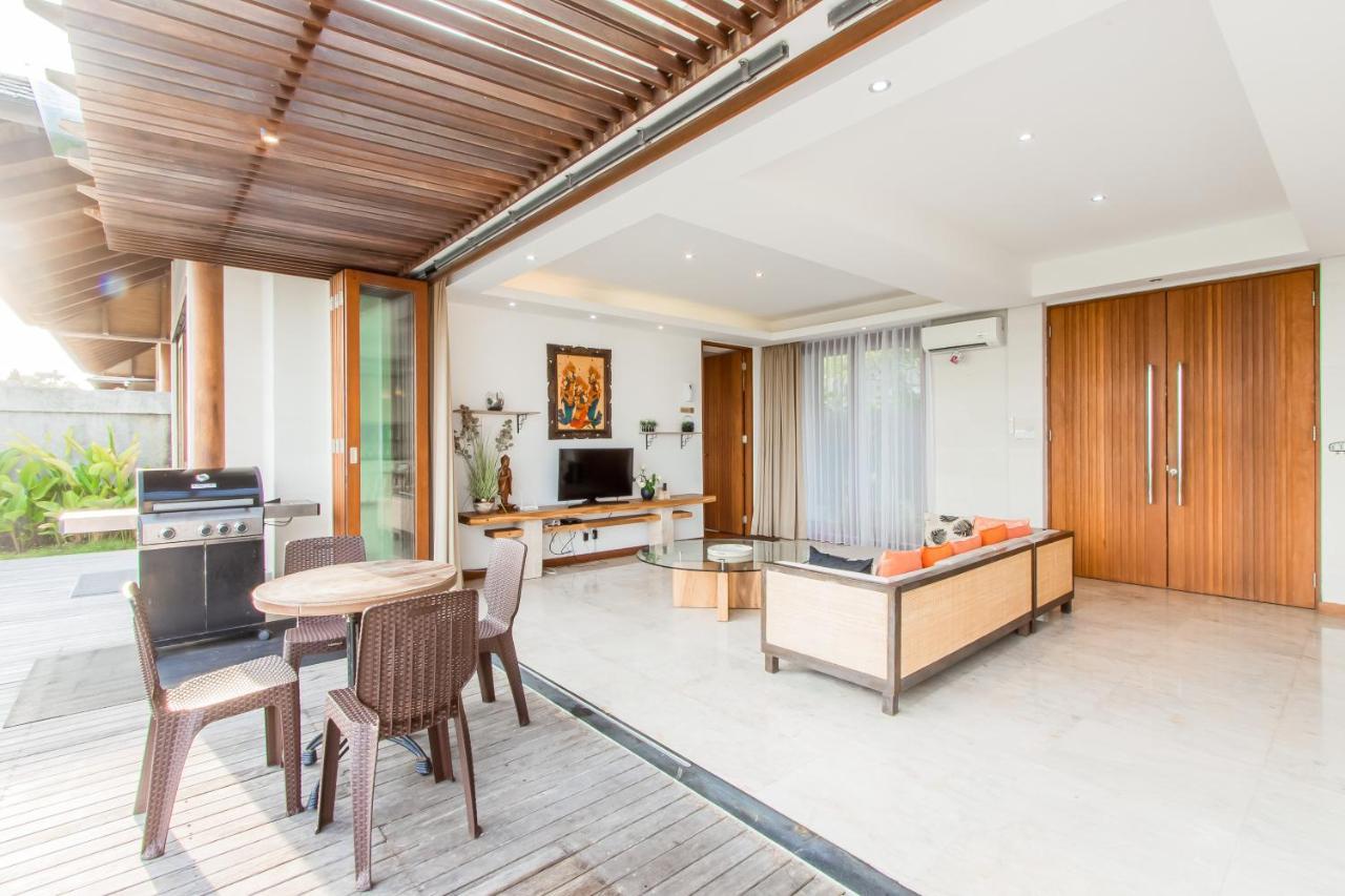 Villa VIVO E by Bali Prime Hospitality Ungasan  Bagian luar foto
