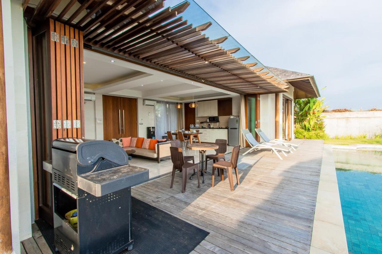 Villa VIVO E by Bali Prime Hospitality Ungasan  Bagian luar foto
